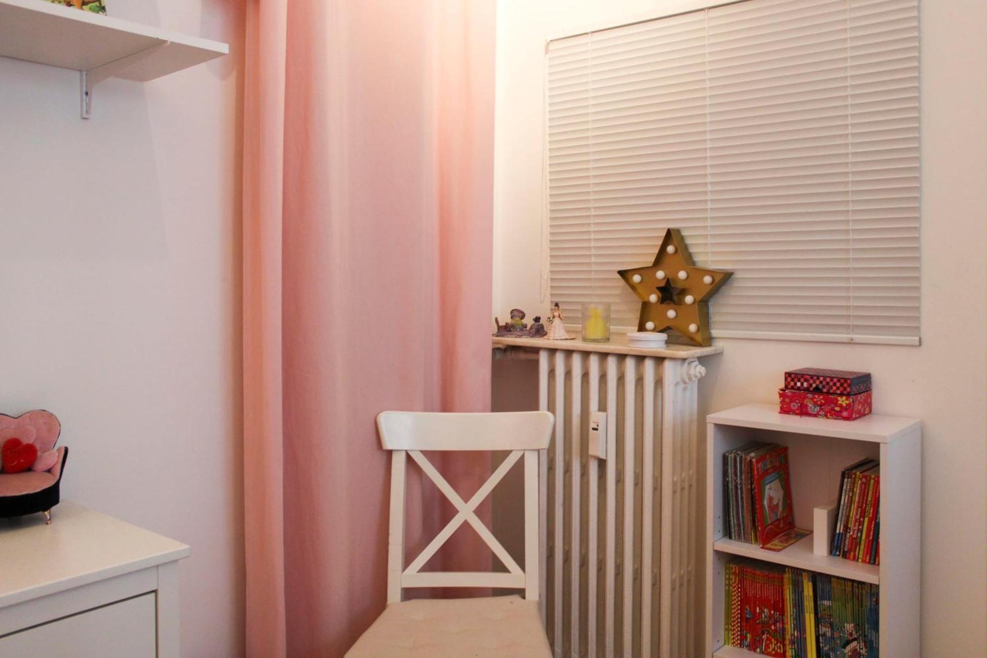 Appartement Spacious Family Nest Facing Square Des Epinette *