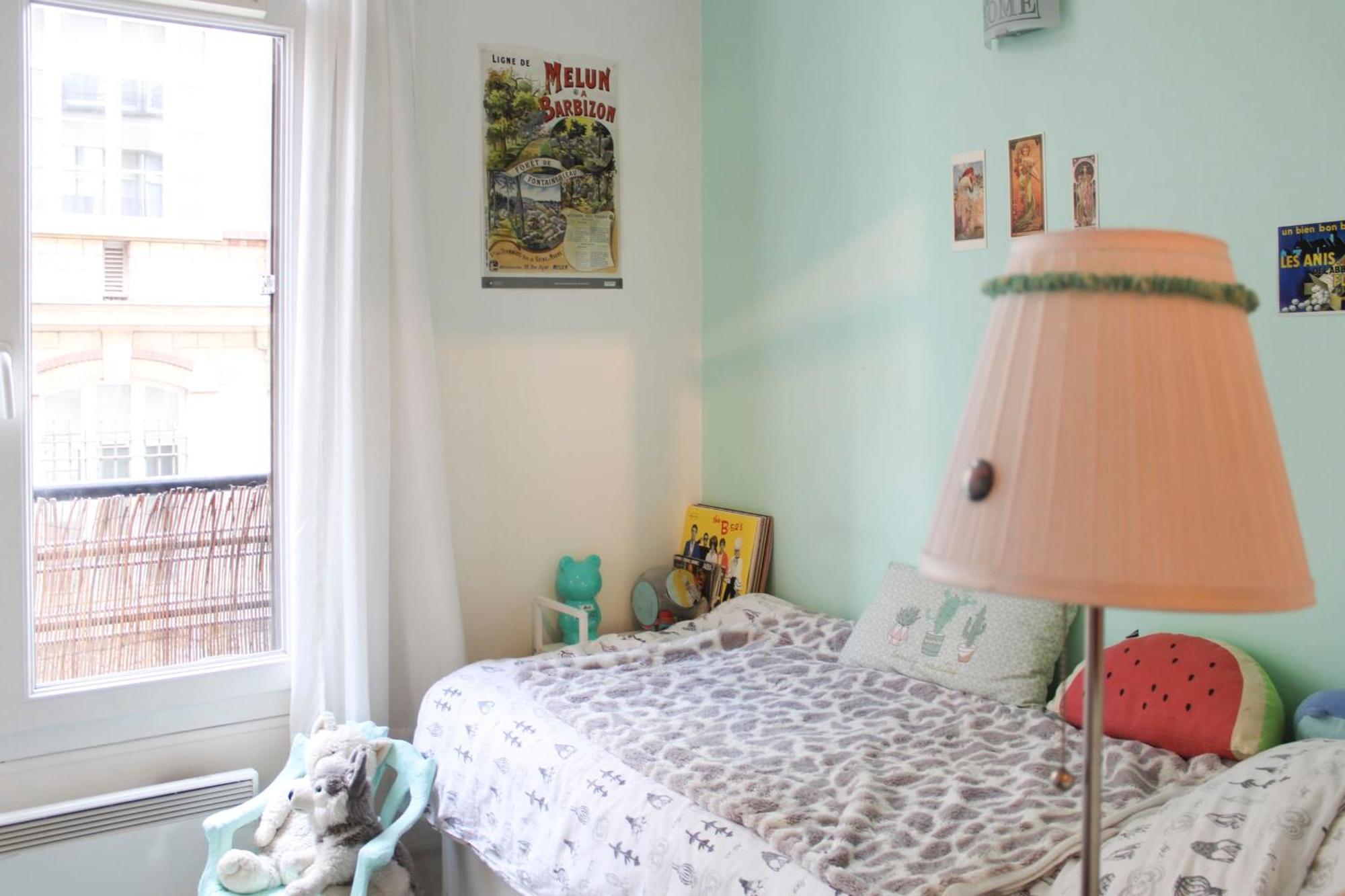 Spacious Family Nest Facing Square Des Epinette *